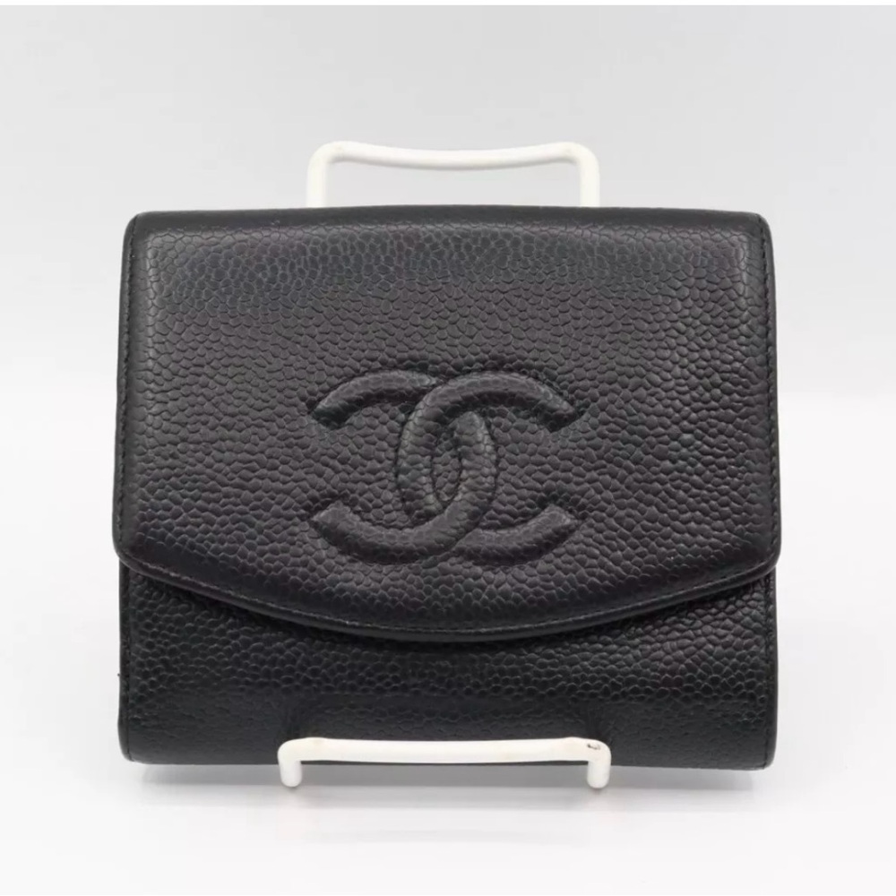 Authentic Chanel Caviar Skin Foldable Wallet
